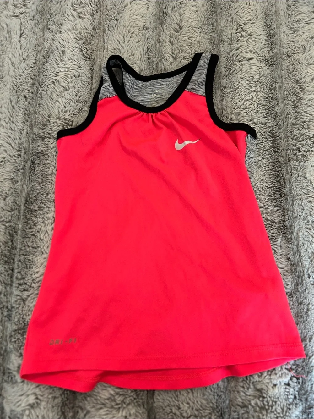 Nike Girls Dri-FIT Tank Top & Shorts 2-Piece Athletic Set Size 6